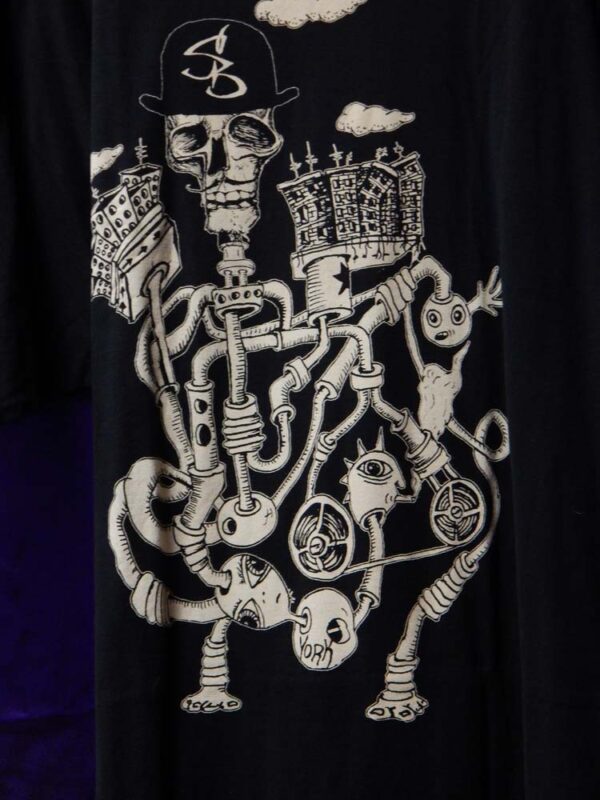 2XL Skull With Buildings T-Shirt