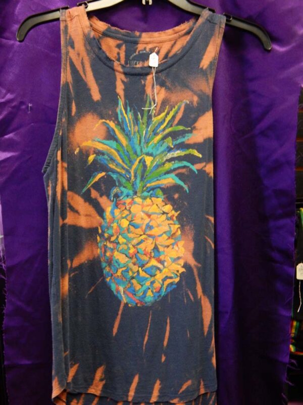 Medium Lucky Plant Pineapple Tank Top