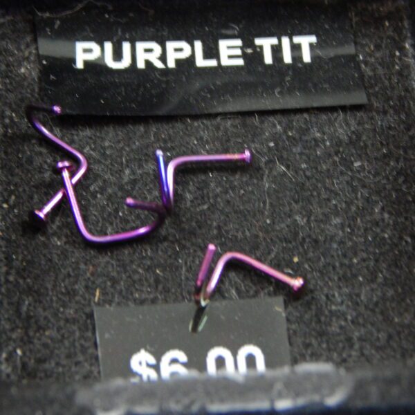 20 Gauge Nose Screws - Image 20